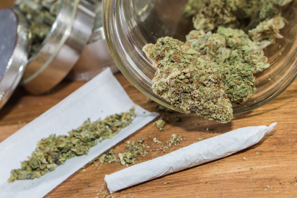 Health Considerations and Risks Associated with THC Cartridge Usage Health Considerations and Risks Associated with THC Cartridge Usage